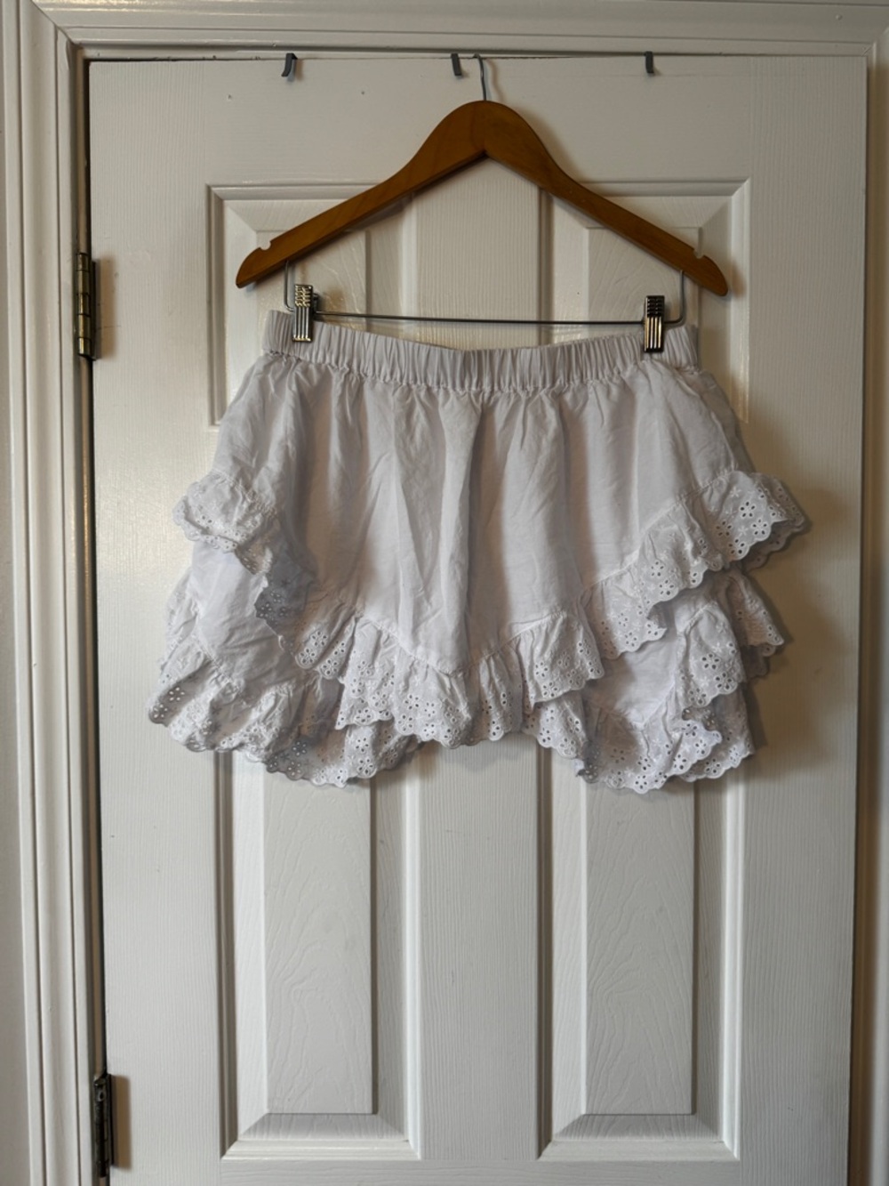 Divided by H&M White 100% Cotton Eyelet Ruffle Mini Skirt - Size M